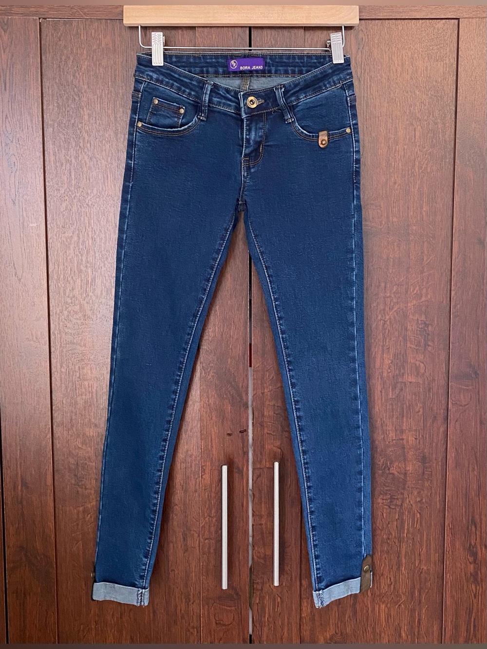 Blue Low-Rise Jeans from Bora Jeans